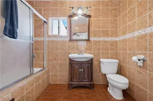 910 E 19th St, Long Beach, CA 90806 - Photo 22