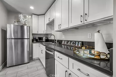 5017 W 123rd Pl, Hawthorne, CA 90250 - Photo 10