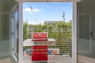 3506 Blossom Ln, Redondo Beach, CA 90278 - Photo 16