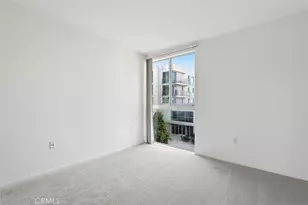 267 S San Pedro, Los Angeles, CA 90012 - Photo 22