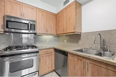 267 S San Pedro #315, Los Angeles, CA 90012 - Photo 12