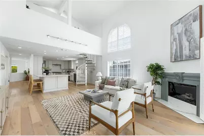 121 S Helberta Avenue #A, Redondo Beach, CA 90277 - Photo 2