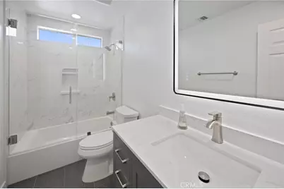 422 Parkman, Los Angeles, CA 90026 - Photo 18