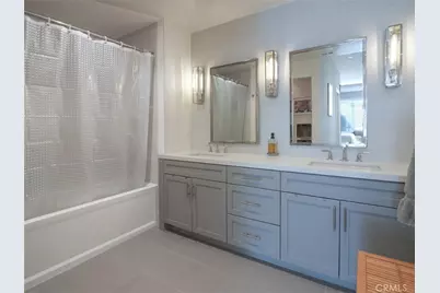 1920 S Pacific Coast #304, Redondo Beach, CA 90277 - Photo 4