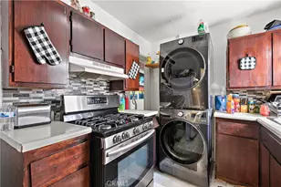 3023 Obama, Los Angeles, CA 90018 - Photo 40