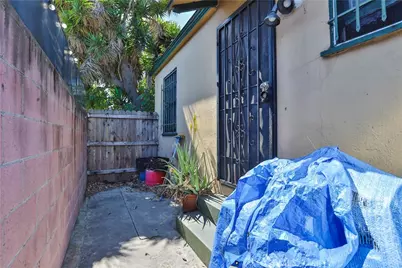 3023 Obama, Los Angeles, CA 90018 - Photo 18
