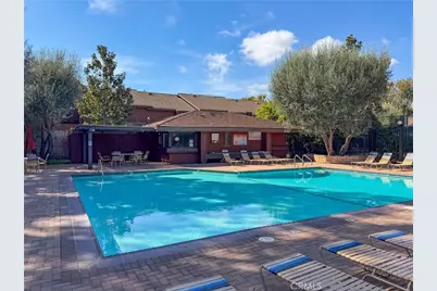 1602 Dalmatia Drive, San Pedro, CA 90732 - Photo 2