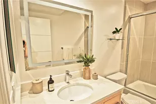 13 Catalina Ct, Manhattan Beach, CA 90266 - Photo 8