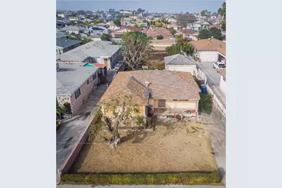 4237 W 134th Street, Hawthorne, CA 90250 - Photo 2