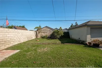 15202 Florwood Avenue, Lawndale, CA 90260 - Photo 8