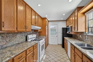 15202 Florwood Ave, Lawndale, CA 90260 - Photo 22