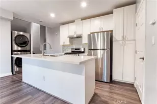 7796 Skyhill Dr, Los Angeles, CA 90068 - Photo 28