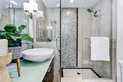 320 31 Street, Manhattan Beach, CA 90266 - Photo 24