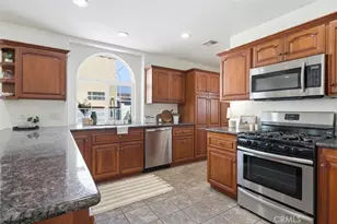 11916 Oxford Ave, Hawthorne, CA 90250 - Photo 16