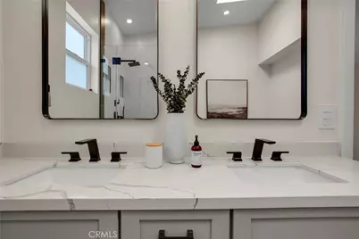 2409 Perkins Ln, Redondo Beach, CA 90278 - Photo 12