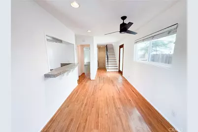 1221 14th Street, Hermosa Beach, CA 90524 - Photo 2