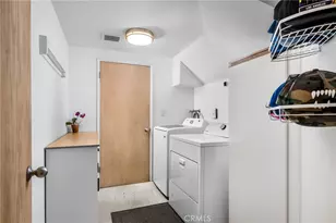 647 1st Pl, Hermosa Beach, CA 90254 - Photo 30