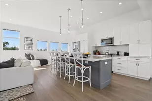 647 1st Pl, Hermosa Beach, CA 90254 - Photo 4