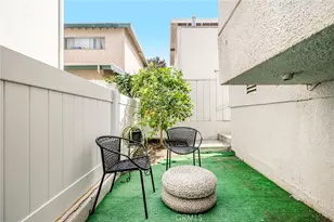 647 1st Pl, Hermosa Beach, CA 90254 - Photo 34