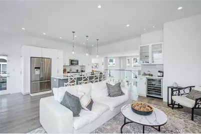 647 1st Place, Hermosa Beach, CA 90254 - Photo 6