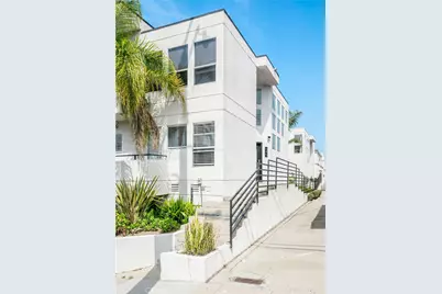 647 1st Place, Hermosa Beach, CA 90254 - Photo 44