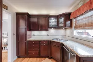 3013 Oak Ave, Manhattan Beach, CA 90266 - Photo 12