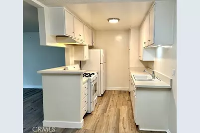 805 Glenway #205, Inglewood, CA 90302 - Photo 1