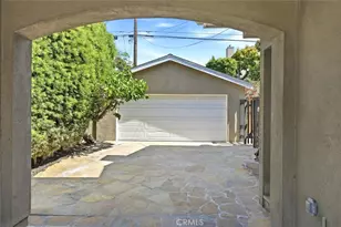 1808 Manzanita Ln, Manhattan Beach, CA 90266 - Photo 42