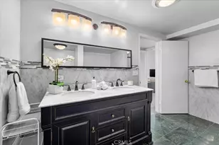 289 S Barrington Ave, Los Angeles, CA 90049 - Photo 24