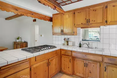 18309 Purche Avenue, Torrance, CA 90504 - Photo 12