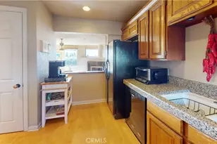 317 S Broadway, Redondo Beach, CA 90277 - Photo 18