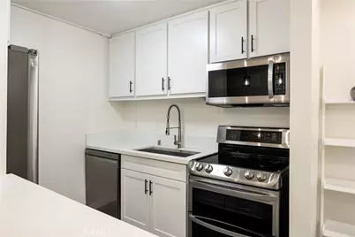 802 Camino Real #105, Redondo Beach, CA 90277 - Photo 20