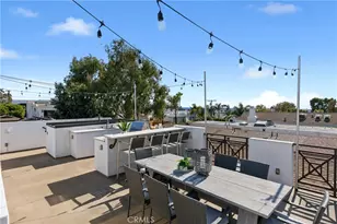 557 3rd St, Hermosa Beach, CA 90254 - Photo 26