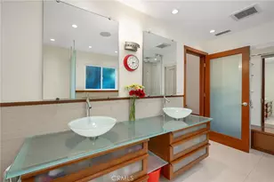 708 Garnet, Redondo Beach, CA 90277 - Photo 14