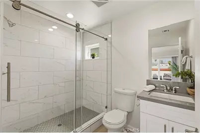 1409 N Hobart, Los Angeles, CA 90027 - Photo 26