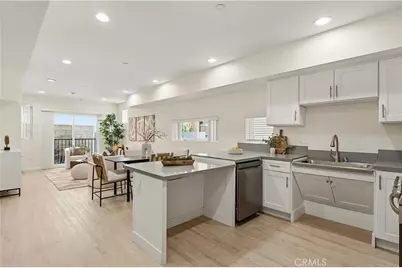 1409 N Hobart, Los Angeles, CA 90027 - Photo 6