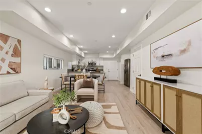 1409 N Hobart, Los Angeles, CA 90027 - Photo 14