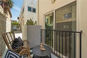 1409 N Hobart, Los Angeles, CA 90027 - Photo 32