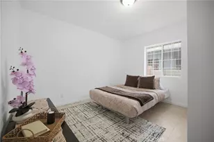1345 W 51st Pl, Los Angeles, CA 90037 - Photo 26