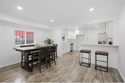 1345 W 51st Place, Los Angeles, CA 90037 - Photo 10