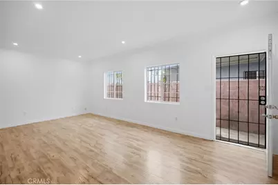 1345 W 51st Place, Los Angeles, CA 90037 - Photo 30