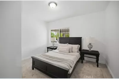 1345 W 51st Place, Los Angeles, CA 90037 - Photo 24