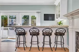 1729 Pacific Ave, Manhattan Beach, CA 90266 - Photo 12