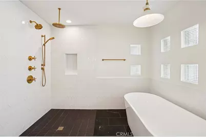 710 Manhattan Beach Boulevard, Manhattan Beach, CA 90266 - Photo 20