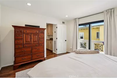 710 Manhattan Beach Boulevard, Manhattan Beach, CA 90266 - Photo 16