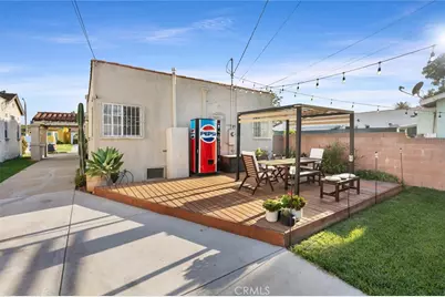 527 W 106th Street, Los Angeles, CA 90044 - Photo 26