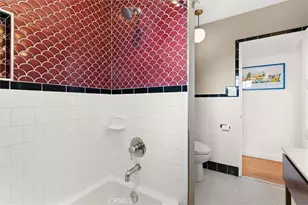 527 W 106th St, Los Angeles, CA 90044 - Photo 20