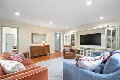 331 W 10th Street, San Pedro, CA 90731 - Photo 10