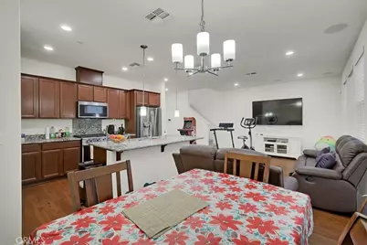 9925 Del Surf Ln, Elk Grove, CA 95757 - Photo 10