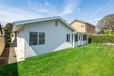 19332 Tomlee Avenue, Torrance, CA 90503 - Photo 32